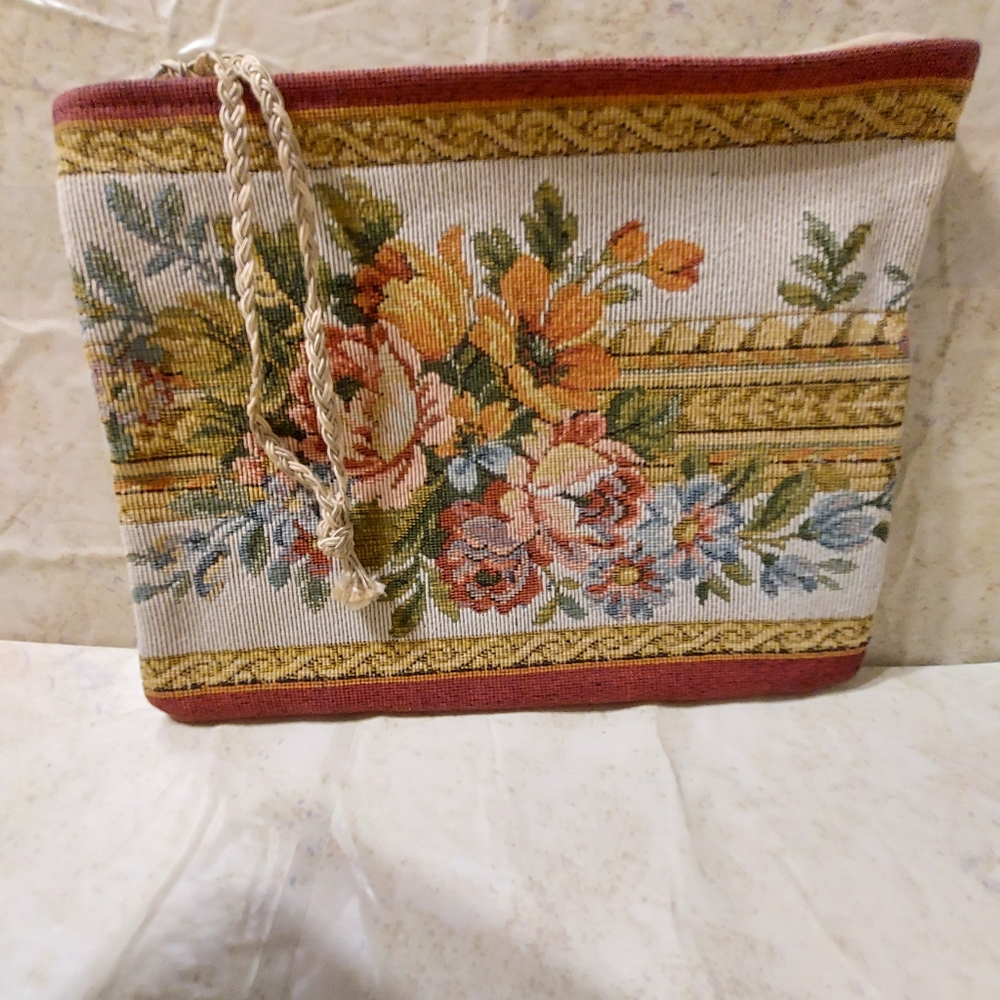 Shirl Miller LTD. Floral Tapestry Print Pouch Clutch Bag Wristlet - Picture 7 of 11
